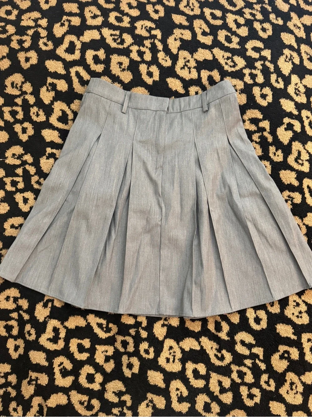 WITH JÉAN pleated skirt